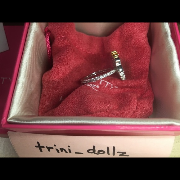 HELLO KITTY Sanrio NWT Diamonique Princess Eternity Ring Size 7 💖 - Picture 5 of 9